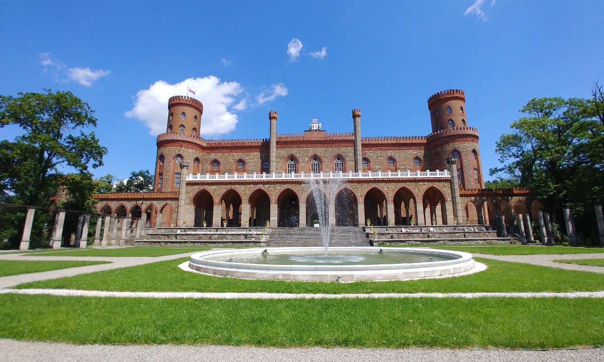 Pałac Marianny Orańskiej - Taxi Kudowa